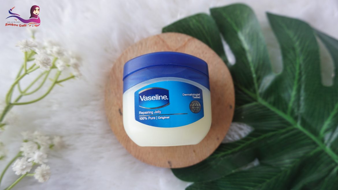 Bibir Kering? Atasi dengan Vaseline Repairing Jelly